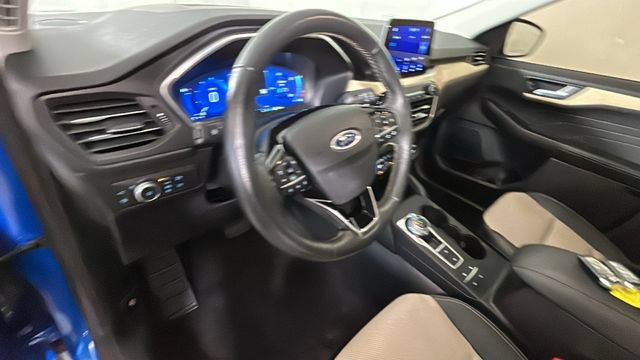 Used 2021 Ford Escape Titanium w/ Titanium Premium Package FWD image 13