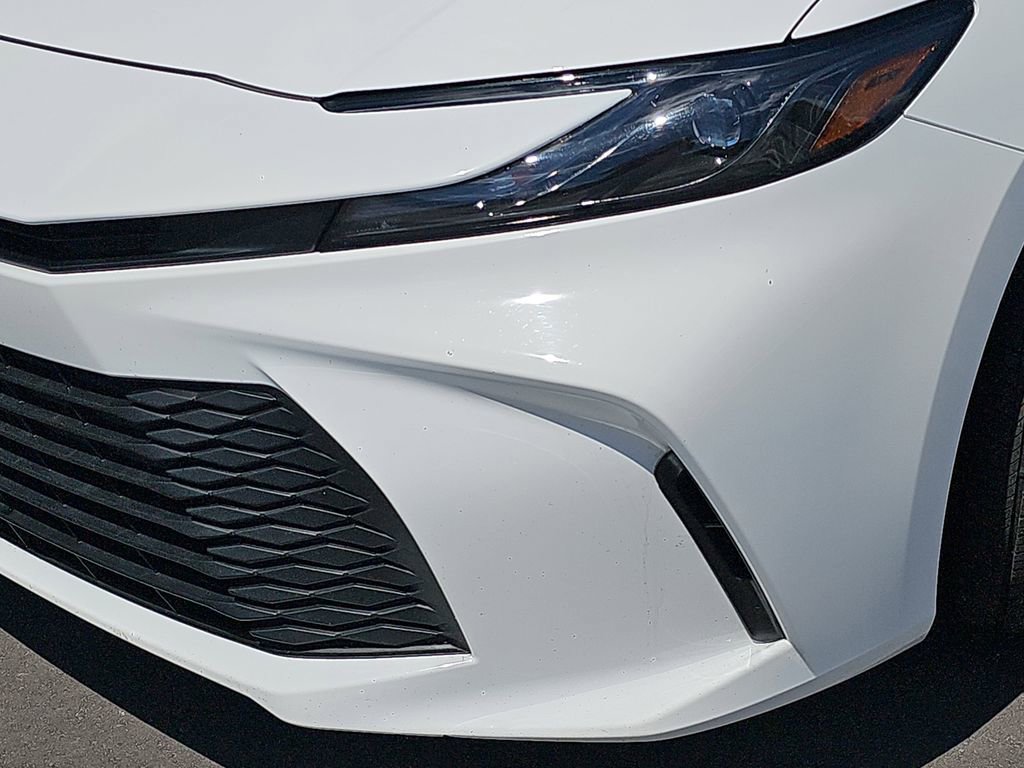 Used 2026 Toyota Camry LE FWD image 35