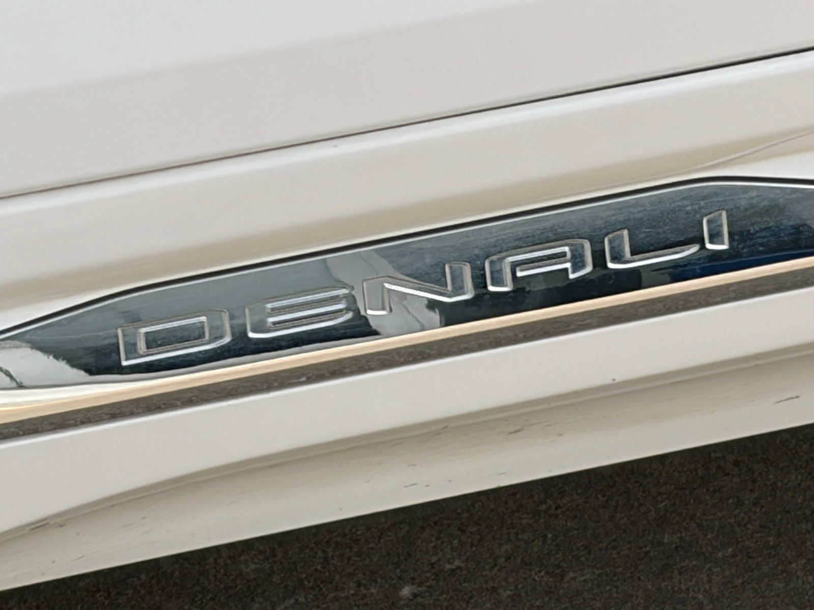 Certified 2022 GMC Terrain Denali image 5