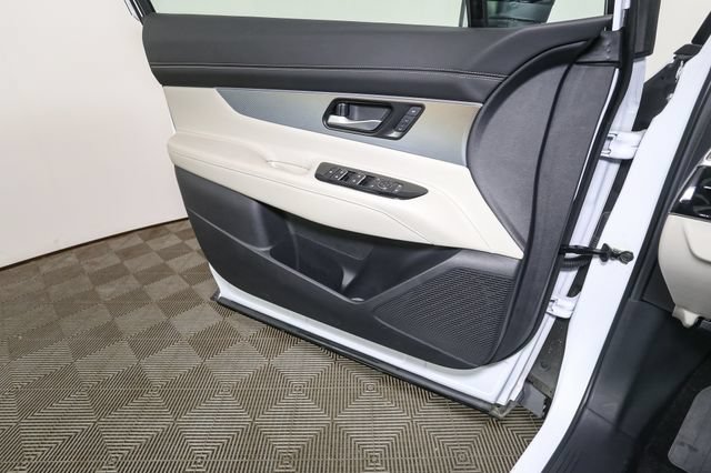 Used 2025 Nissan Murano SL w/ Cargo Package AWD/4WD image 37