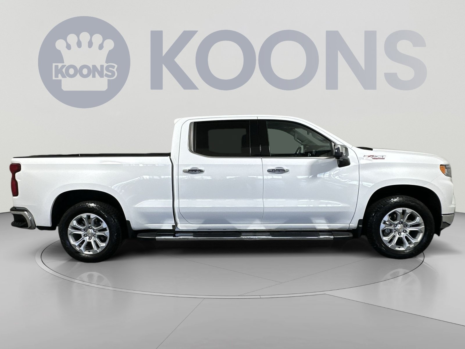 Used 2025 Chevrolet Silverado 1500 LTZ w/ Technology Package AWD/4WD image 8