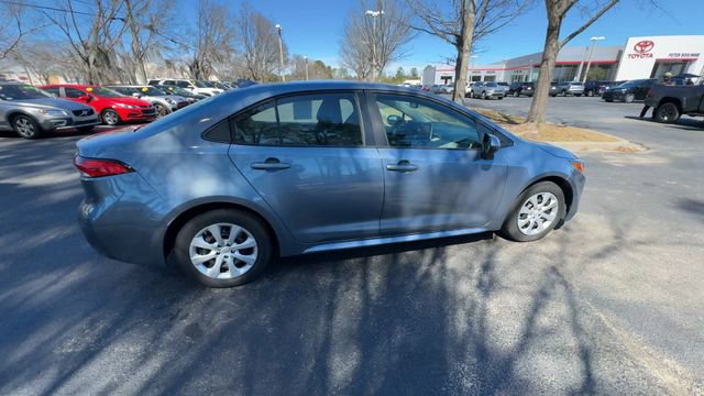 Used 2021 Toyota Corolla LE image 16