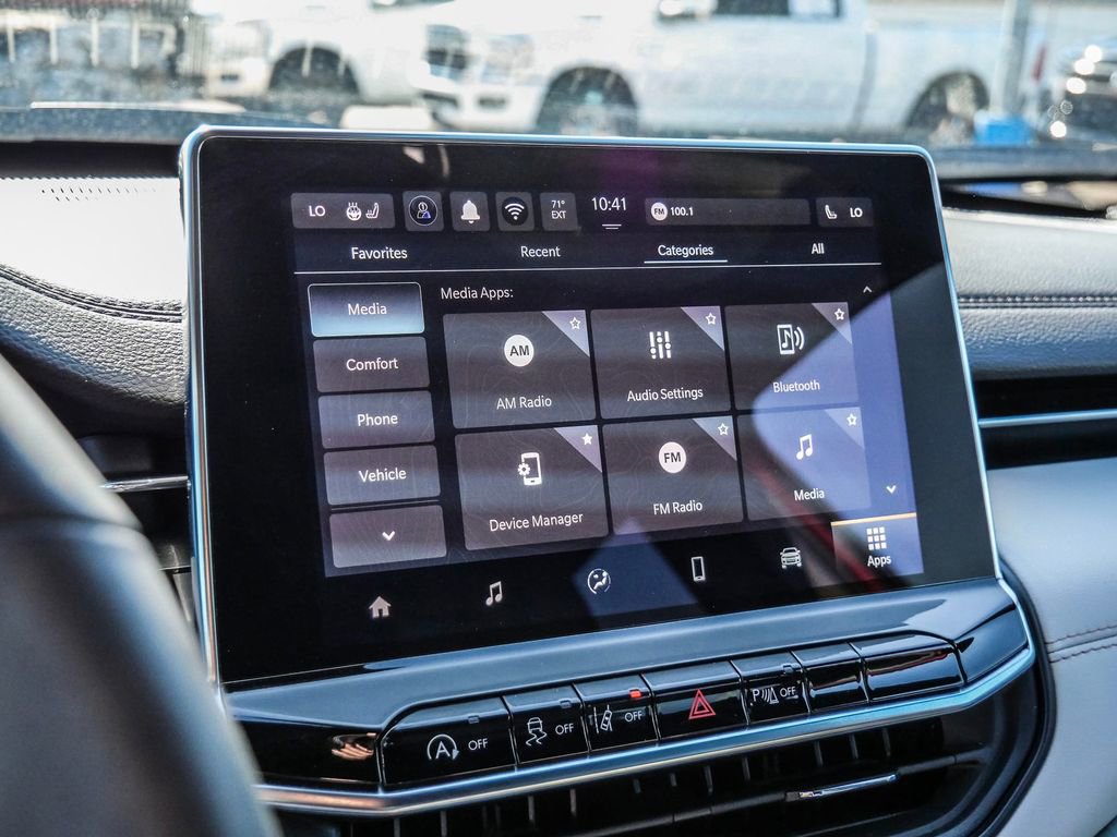 Used 2025 Jeep Compass Limited image 34