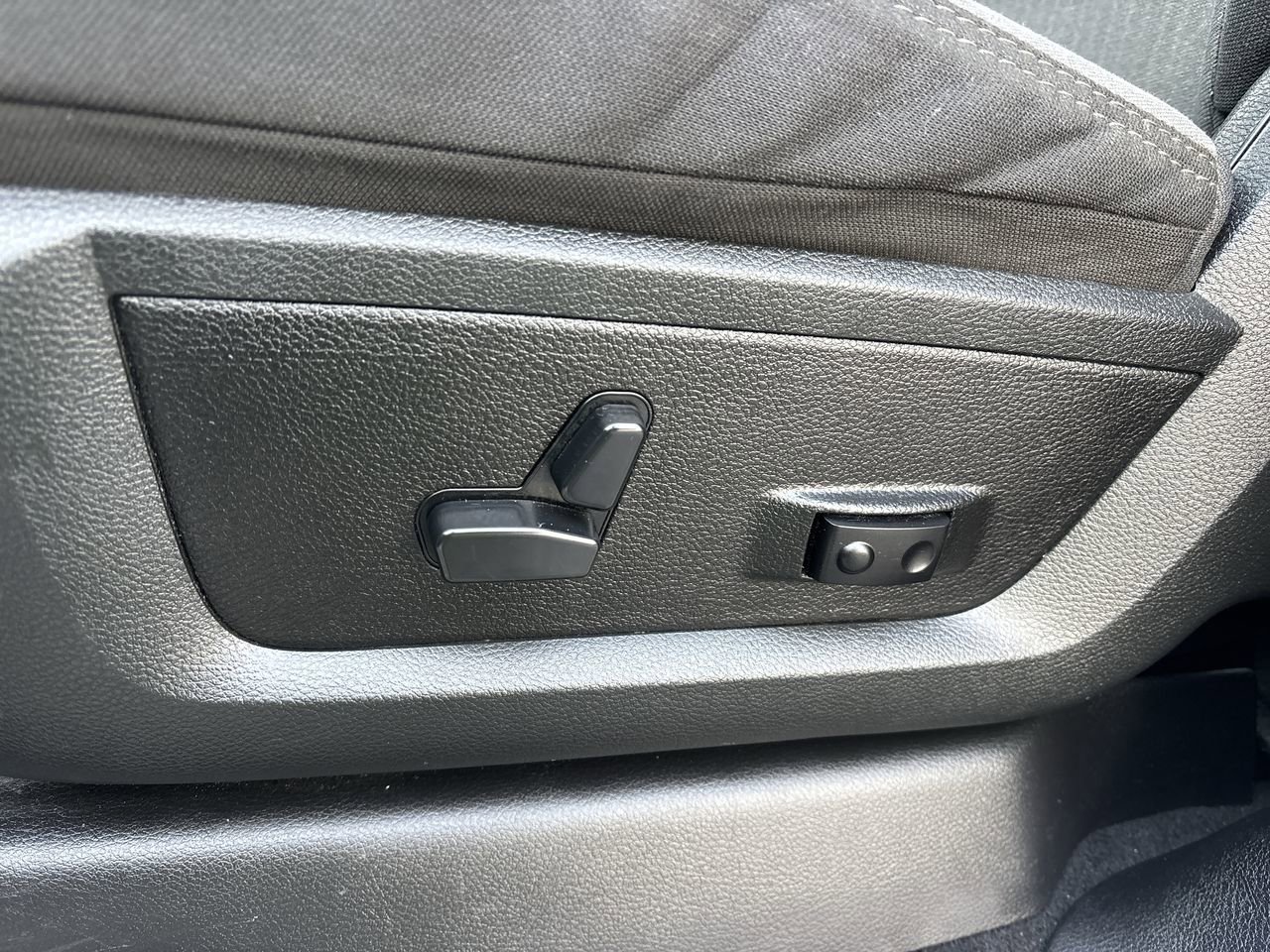 Used 2024 RAM 2500 Big Horn image 14