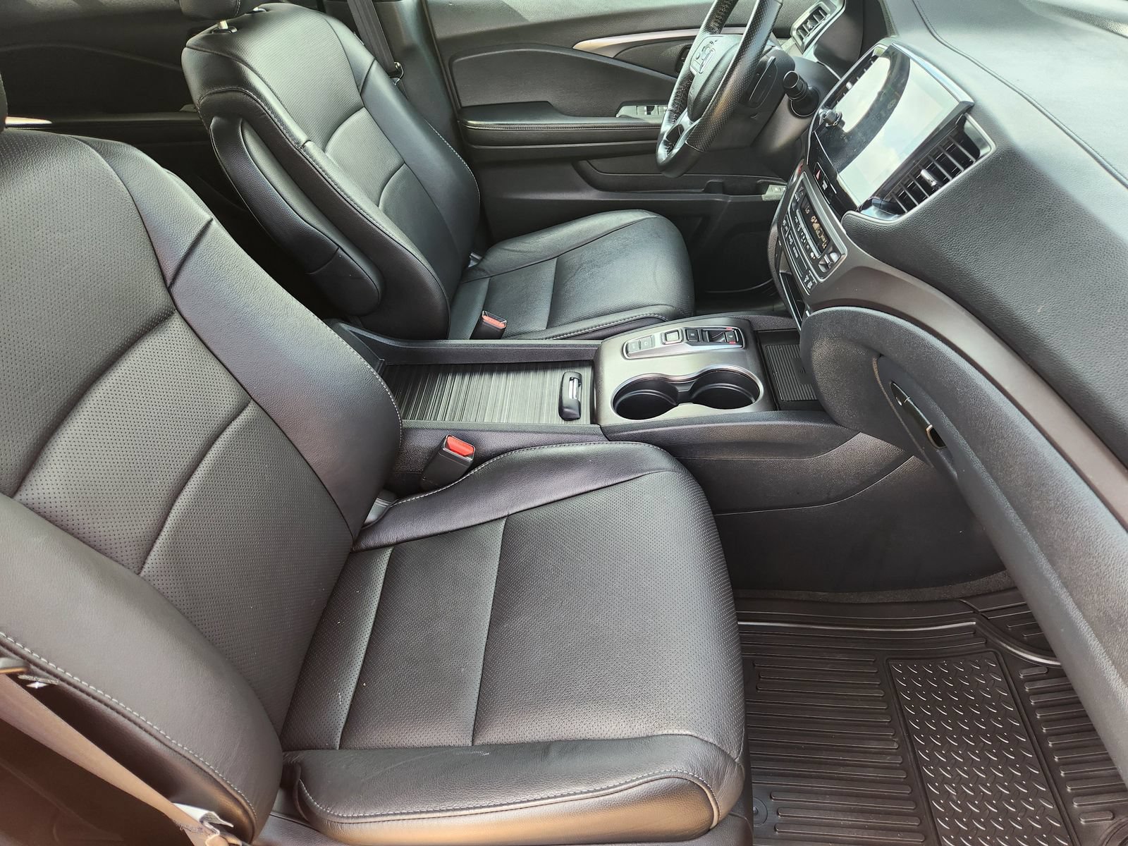 Used 2023 Honda Passport EX-L image 17