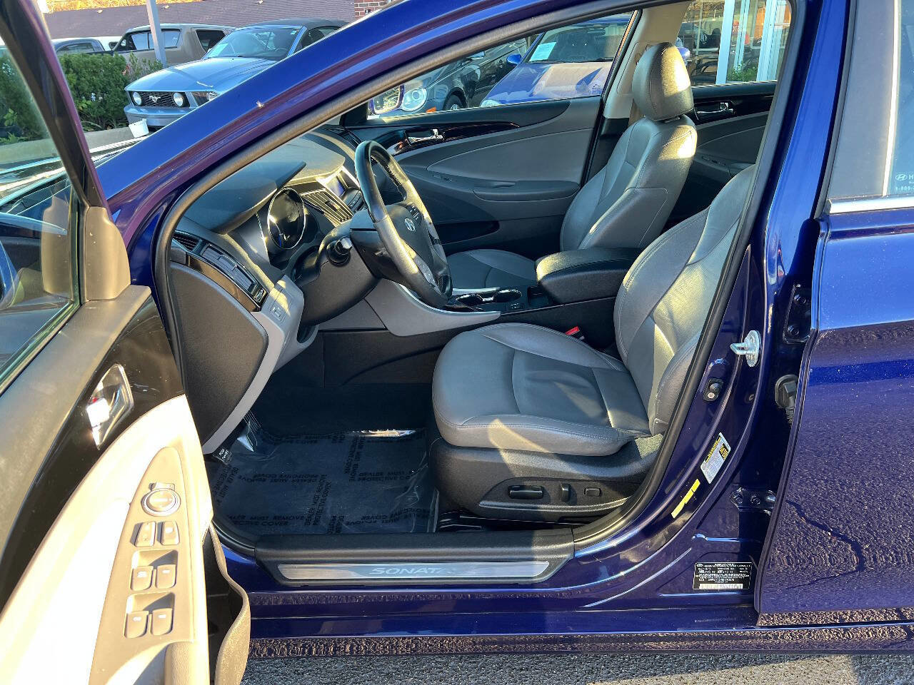 Used 2011 Hyundai Sonata Limited FWD image 20