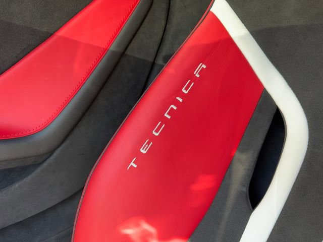 Used 2023 Lamborghini Huracan Tecnica image 23