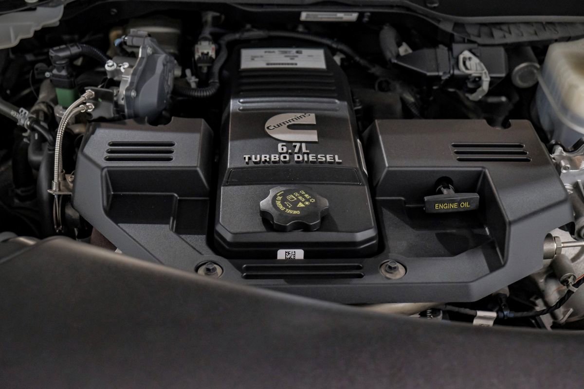 Used 2024 RAM 2500 Limited w/ Safety Group image 61