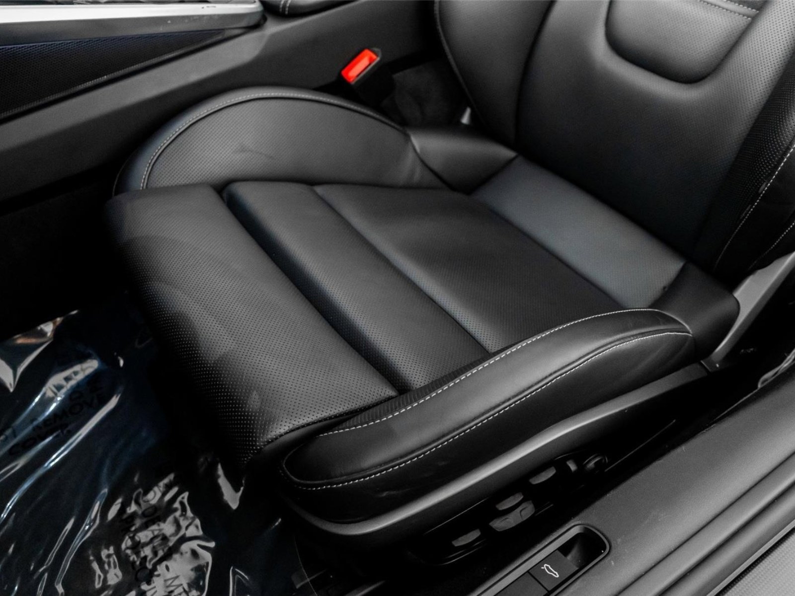 Used 2023 Porsche 911 Turbo S image 30