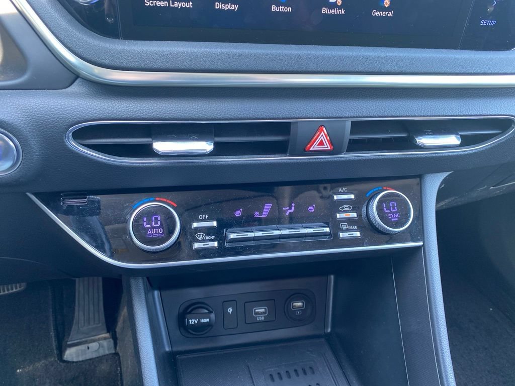 Certified 2023 Hyundai Sonata SEL w/ Convenience Package FWD image 19