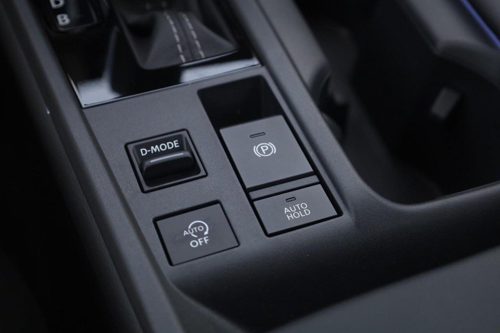 New 2026 Nissan Sentra SV w/ SV Convenience Package FWD image 18