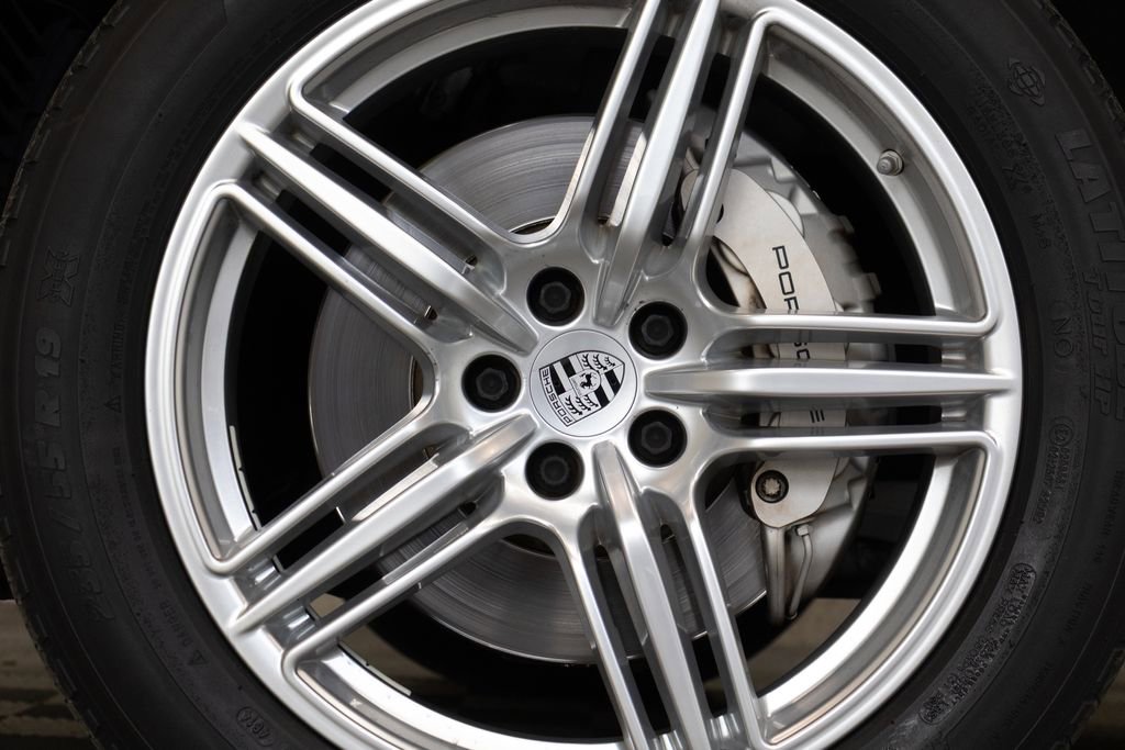 Used 2015 Porsche Macan S AWD/4WD image 10