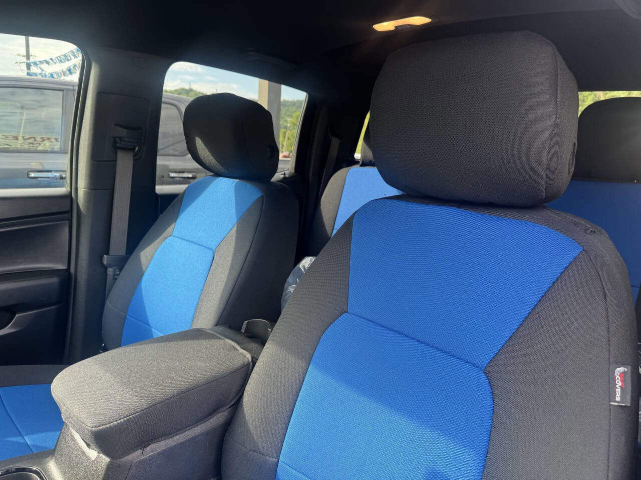 Used 2024 Chevrolet Colorado Trail Boss w/ Advanced Trailering Package image 7