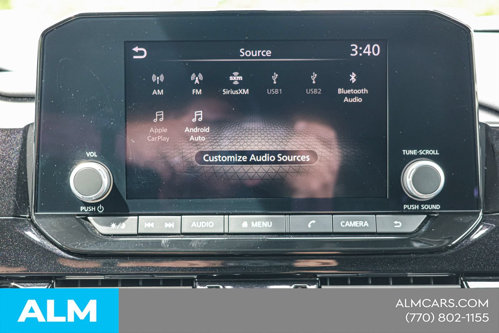 Used 2025 Nissan Pathfinder SV AWD/4WD image 31