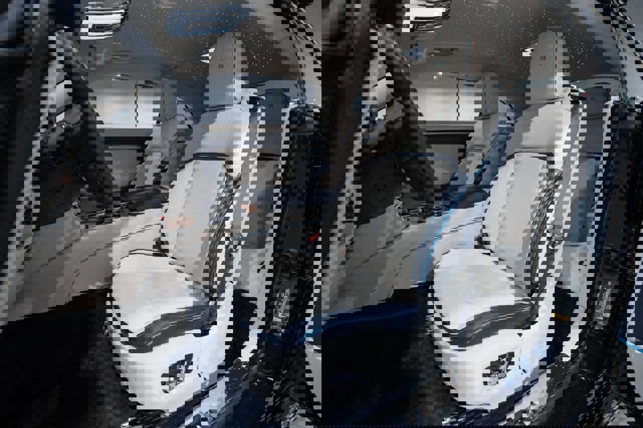 Used 2024 Rolls-Royce Spectre w/ Spectre Launch Package image 20