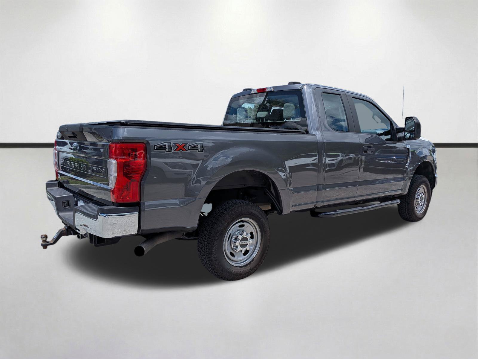 Used 2022 Ford F250 XL w/ XL Value Package AWD/4WD image 4