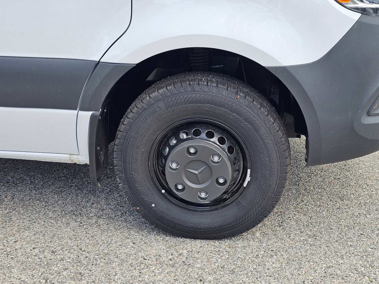 Used 2024 Mercedes-Benz Sprinter 3500 image 10