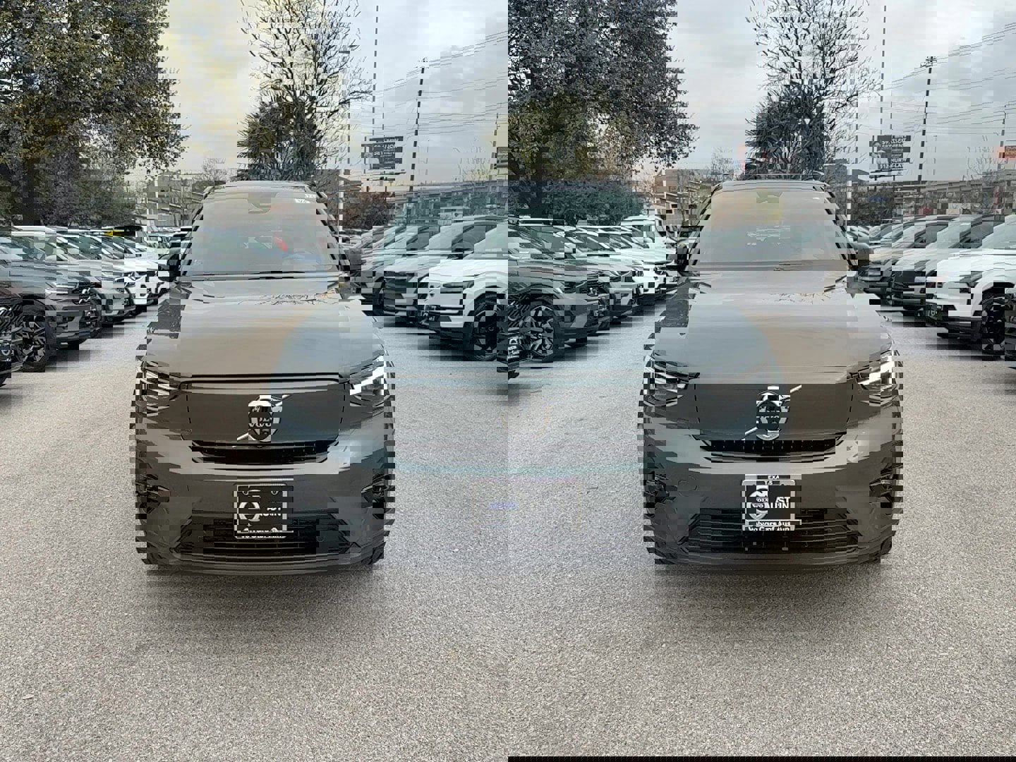 New 2026 Volvo EX40 Plus w/ Climate Package image 9