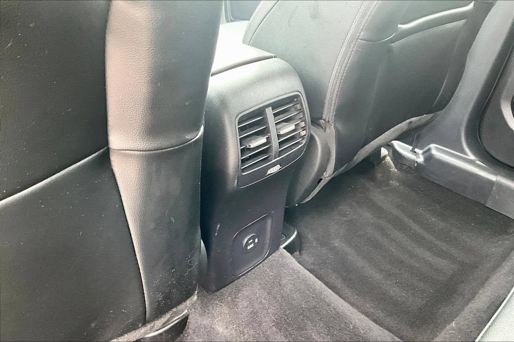 Certified 2022 Ford Escape SEL AWD/4WD image 11