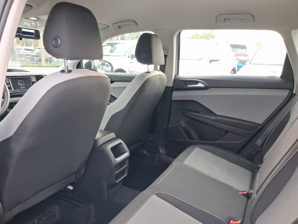 Used 2022 Volkswagen Taos S FWD image 7