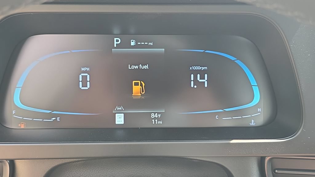 New 2026 Hyundai Elantra SEL Sport Premium FWD image 17