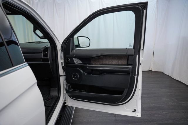 Used 2020 Ford Expedition Max Limited RWD image 17