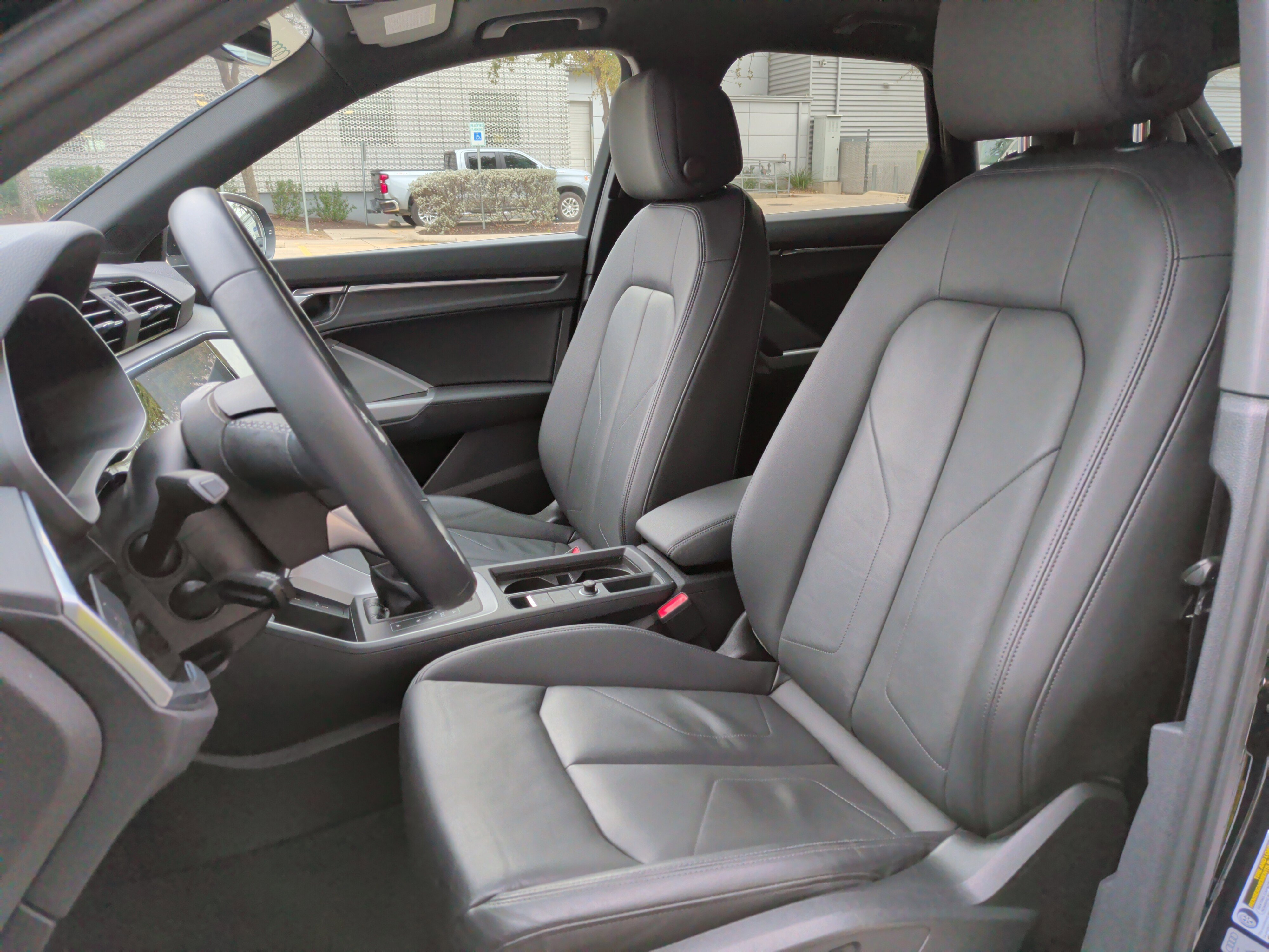 Certified 2022 Audi Q3 2.0T Premium w/ Convenience Package image 17