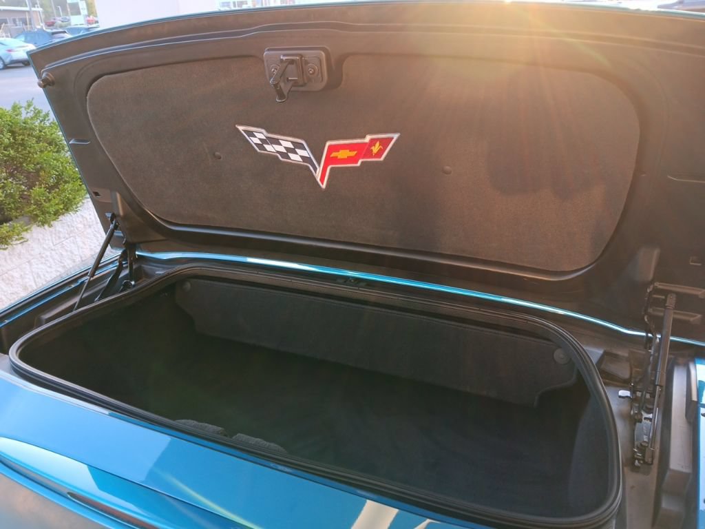 Used 2008 Chevrolet Corvette Convertible w/ Preferred Equipment Group RWD image 7