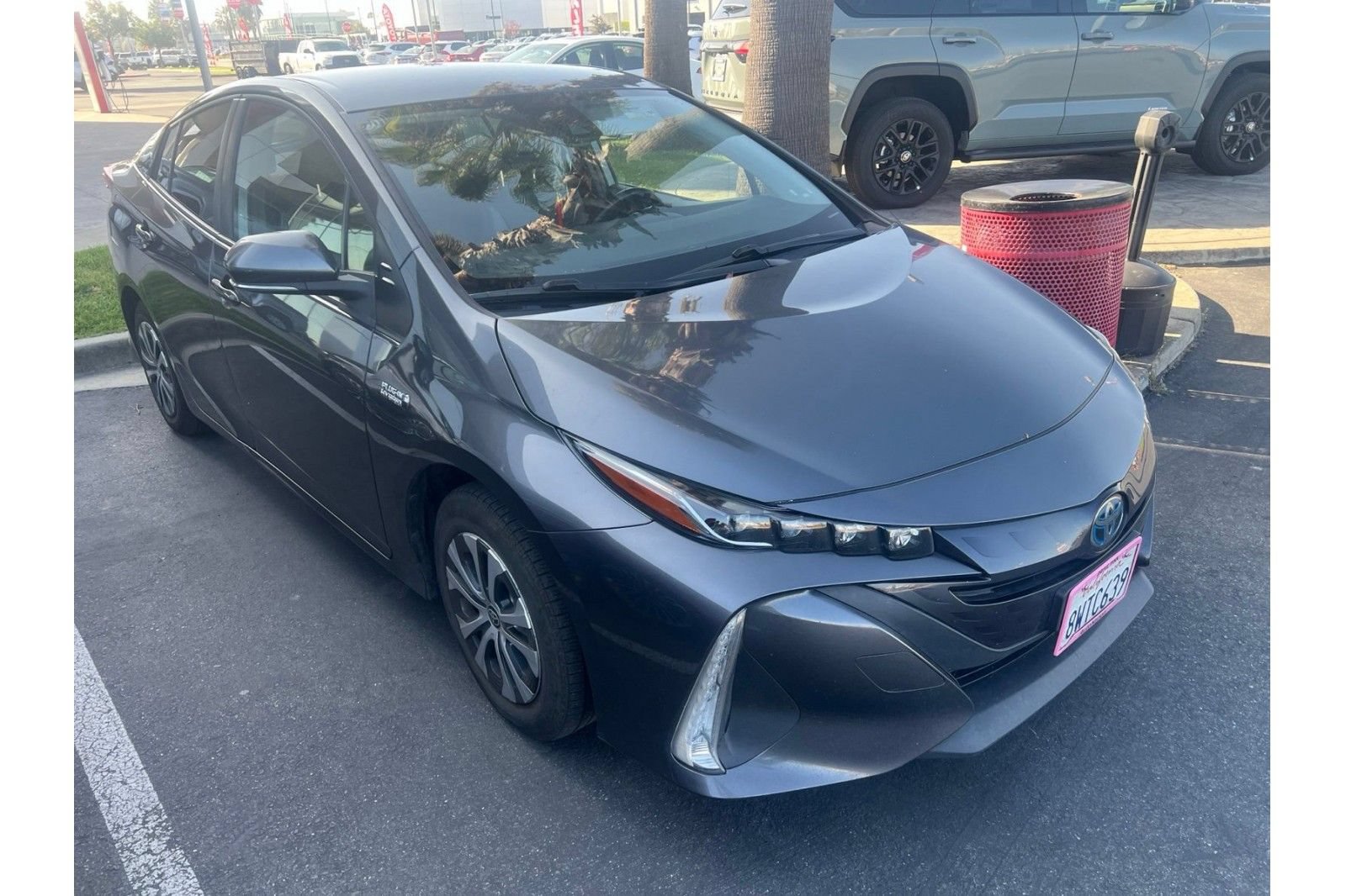 Certified 2021 Toyota Prius Prime XLE FWD image 3