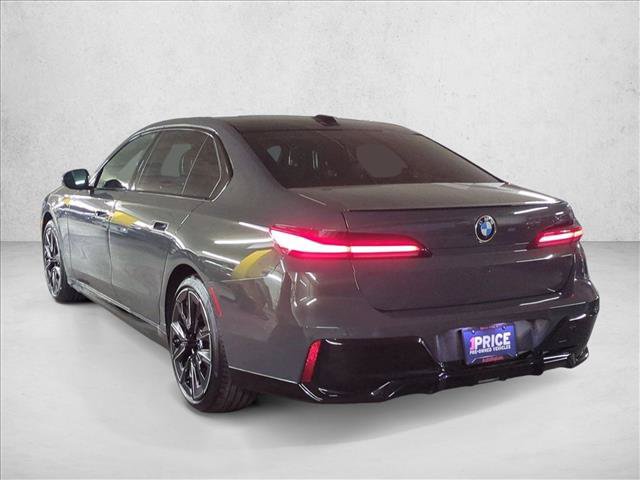 Used 2023 BMW 740i RWD image 8