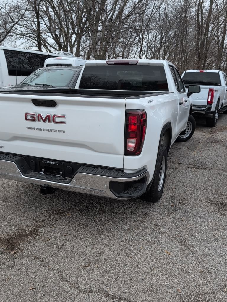 Used 2025 GMC Sierra 1500 Pro w/ Pro Value Package image 11