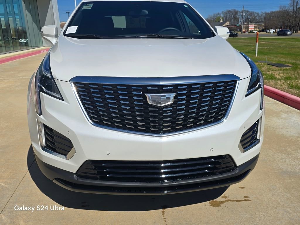 New 2026 Cadillac XT5 Luxury w/ LPO, Bronce Accent Package image 8