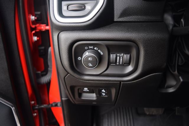 Used 2023 RAM 1500 Laramie AWD/4WD image 7
