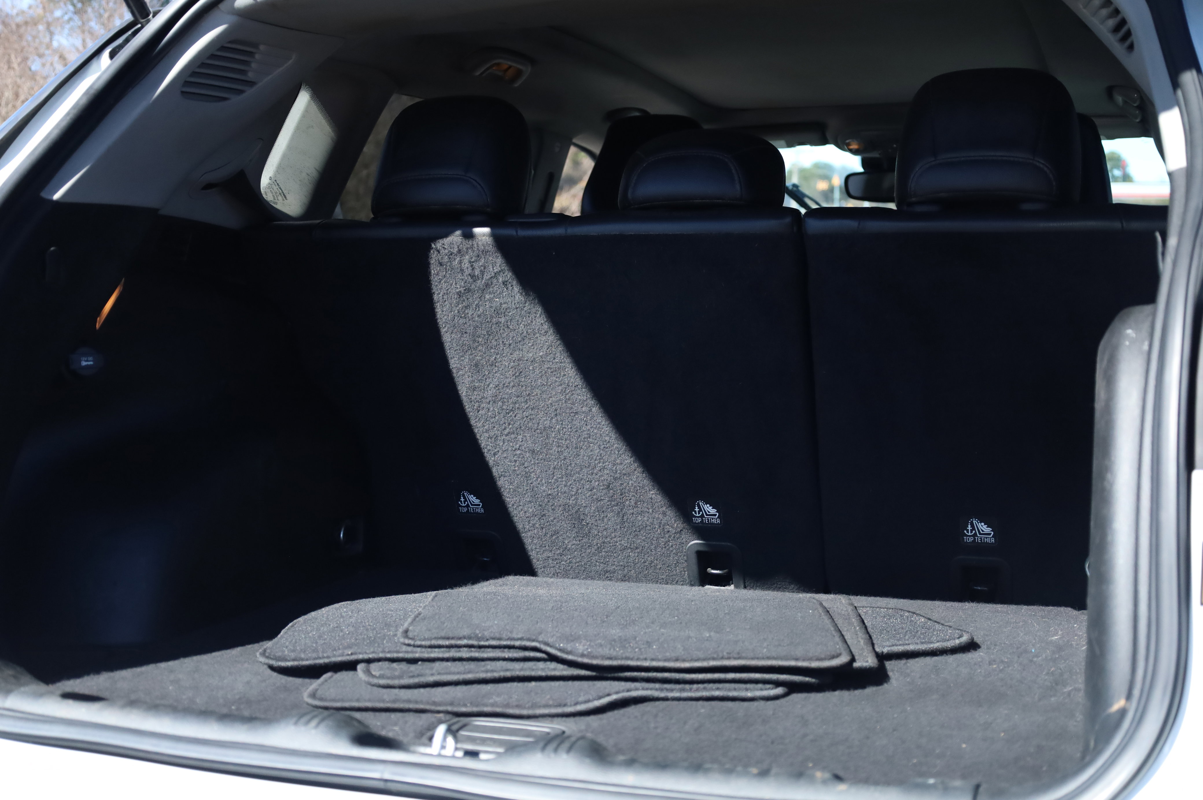 Used 2022 Jeep Compass Latitude w/ Sun and Sound Group image 18