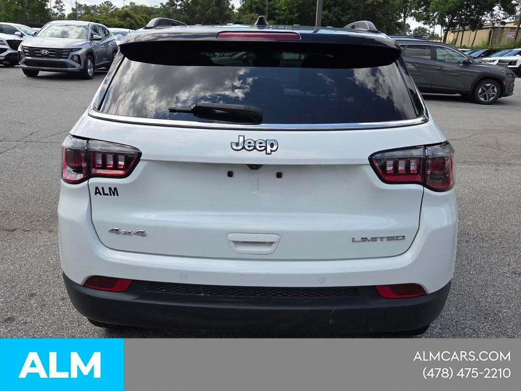 Used 2025 Jeep Compass Limited AWD/4WD image 12