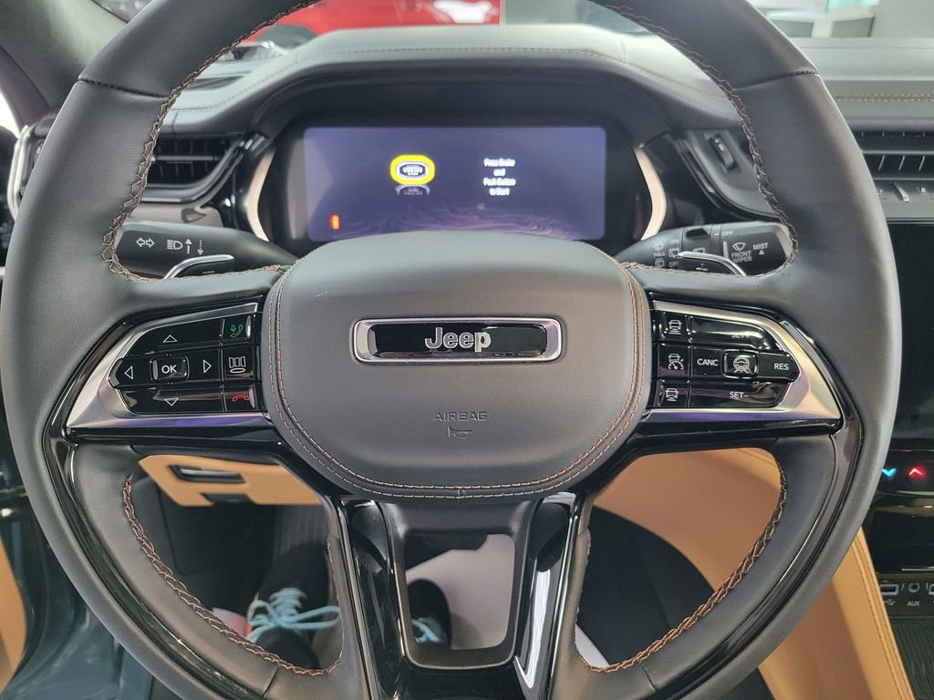 New 2026 Jeep Grand Cherokee Summit AWD/4WD image 17