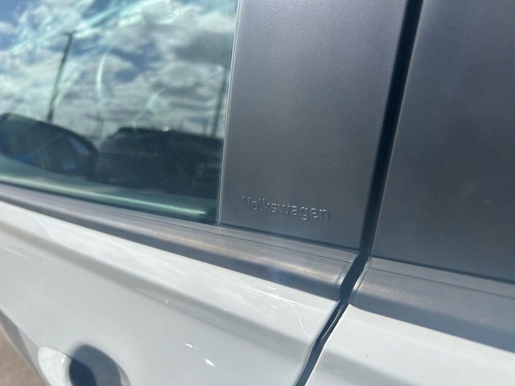 Certified 2025 Volkswagen Jetta GLI Autobahn image 30