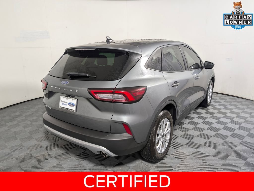 Certified 2025 Ford Escape Active FWD image 2