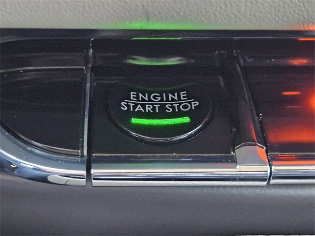 Certified 2022 Lincoln Nautilus Reserve w/ Equipment Group 201A image 21