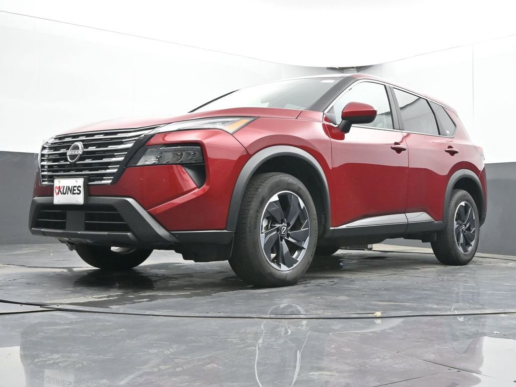 Used 2025 Nissan Rogue SV AWD/4WD image 48