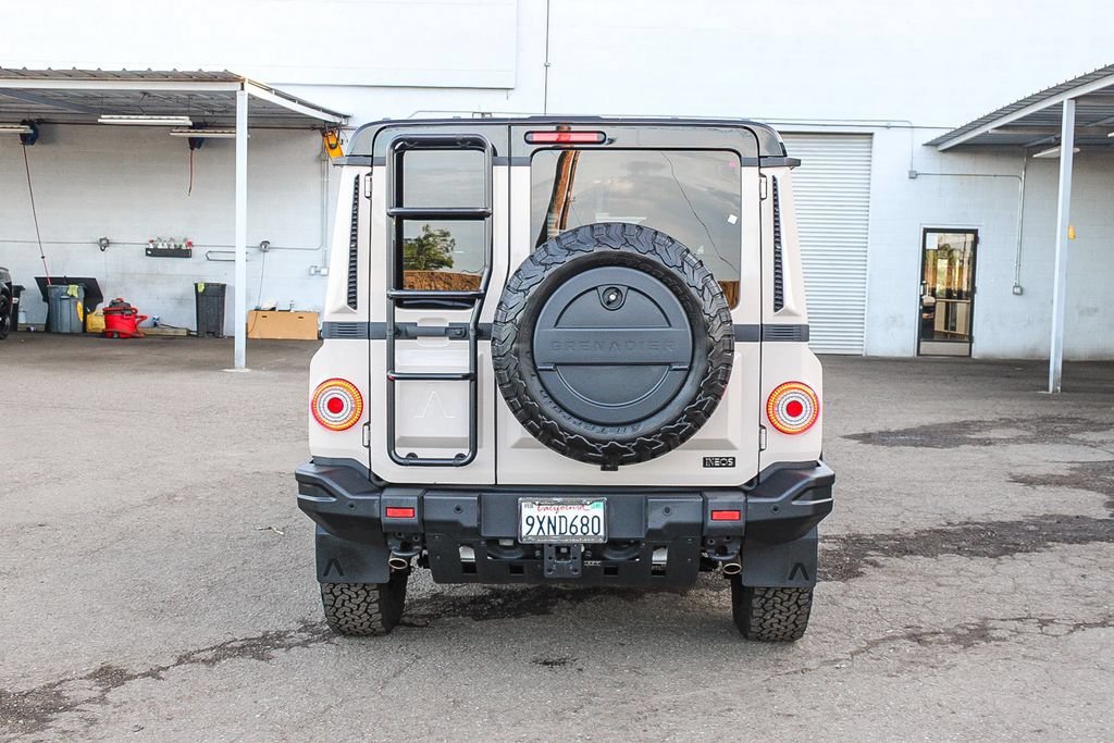 Used 2025 INEOS Grenadier AWD/4WD image 8
