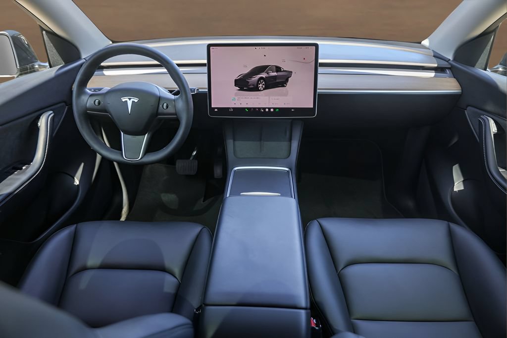 Used 2022 Tesla Model Y Long Range AWD/4WD image 22