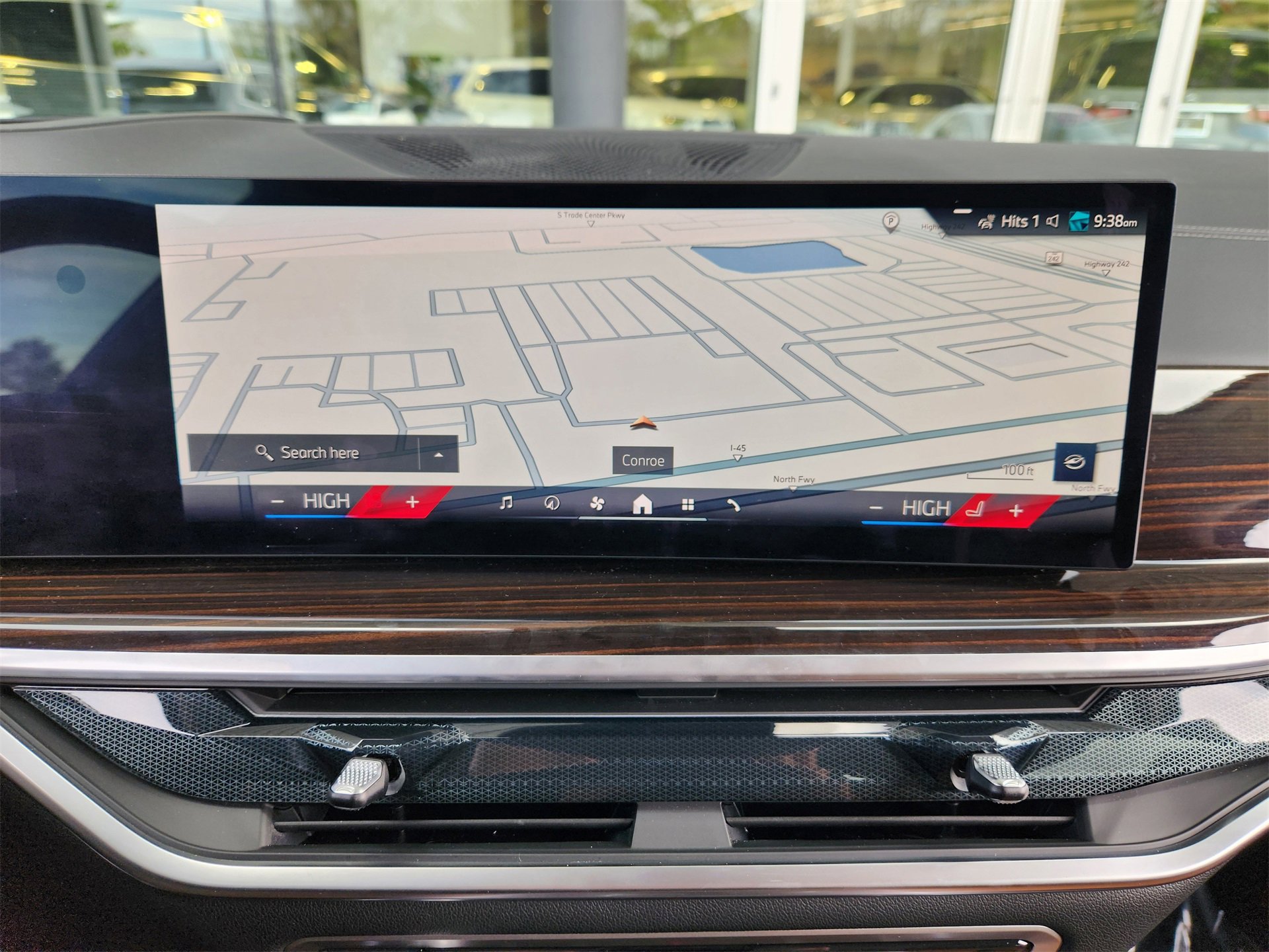 Used 2026 BMW X7 xDrive40i image 18