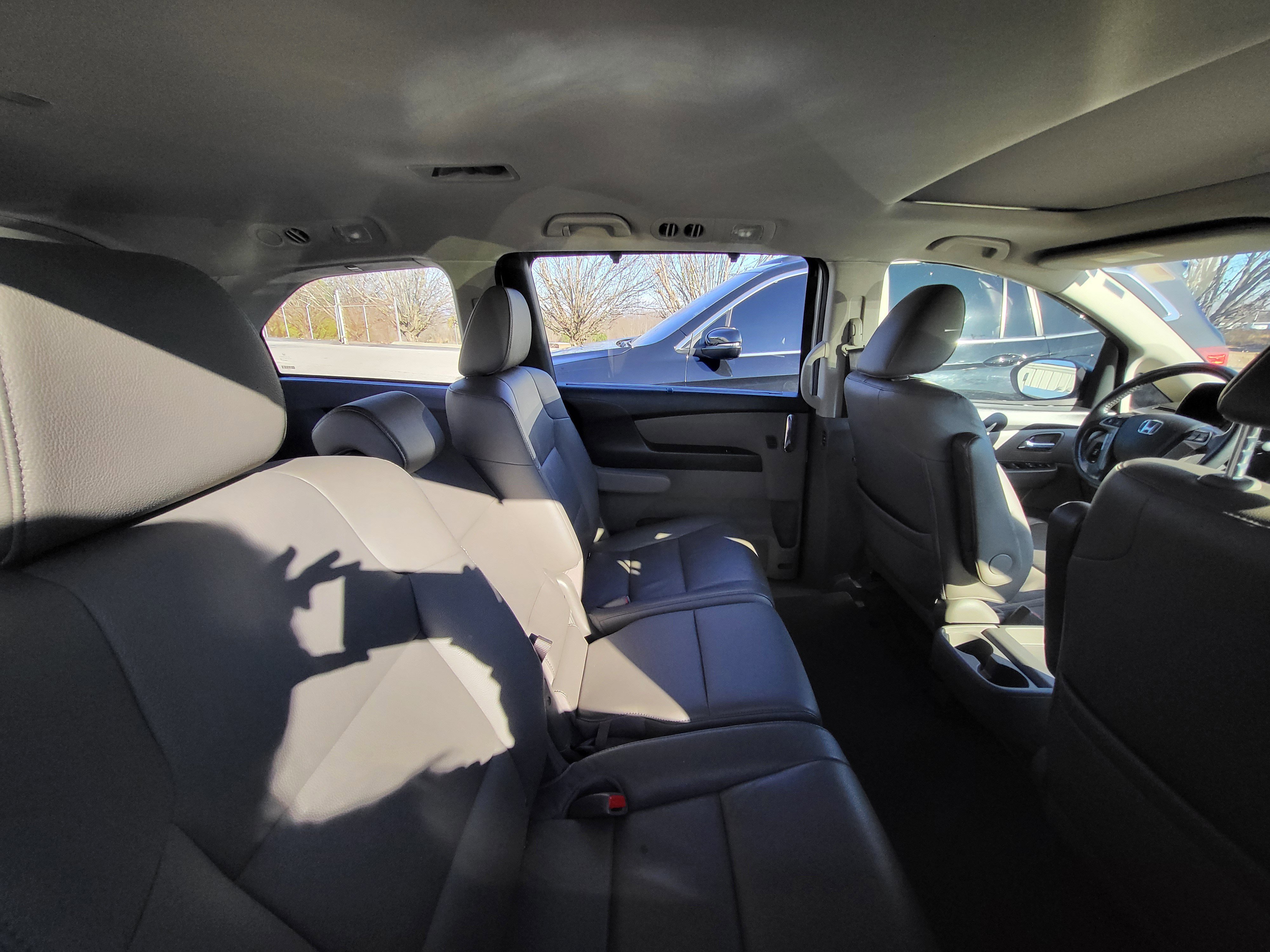 Used 2016 Honda Odyssey EX-L image 9