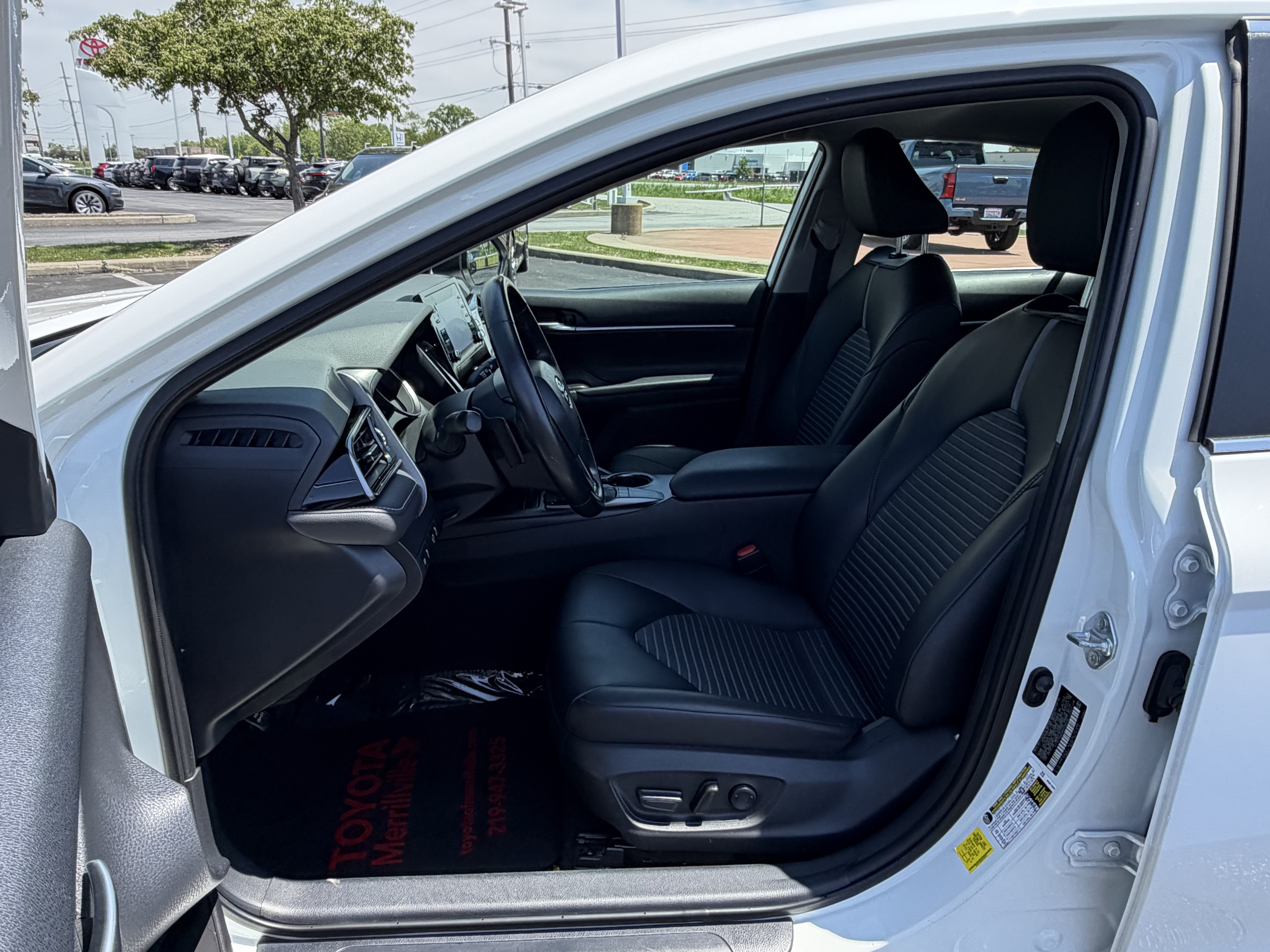 Certified 2023 Toyota Camry SE FWD image 12