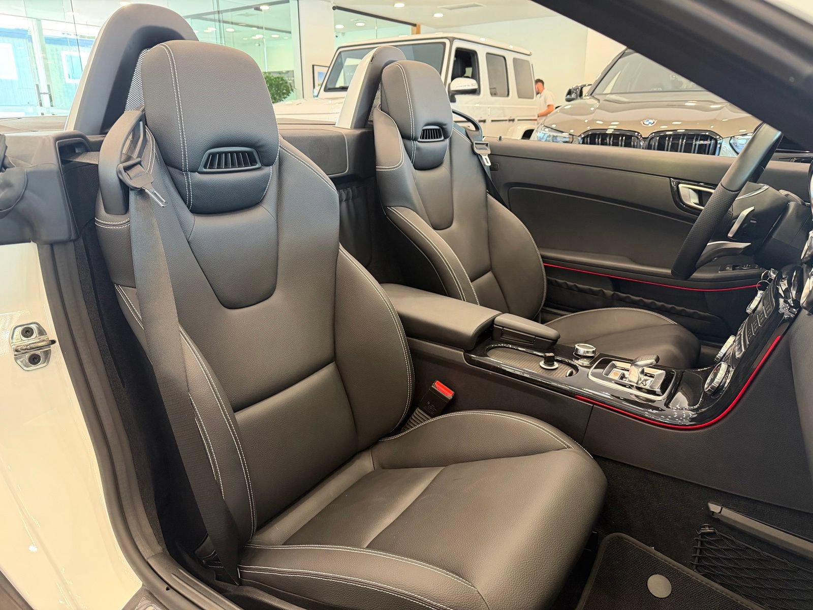 Used 2019 Mercedes-Benz SLC 300 image 20