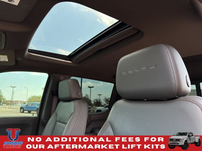 Used 2020 GMC Sierra 1500 Denali w/ Denali Ultimate Package AWD/4WD image 23