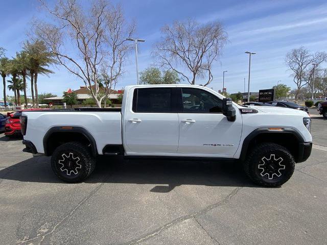Used 2024 GMC Sierra 2500 AT4X AWD/4WD image 2