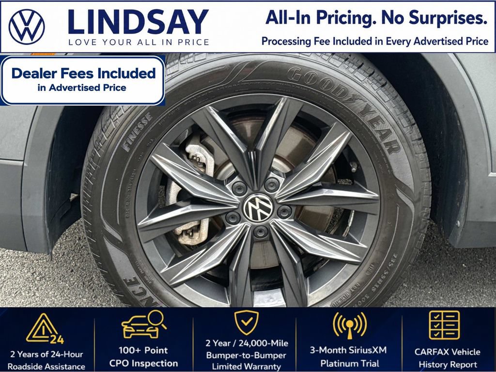Used 2024 Volkswagen Tiguan SE w/ Panoramic Sunroof Package AWD/4WD image 9