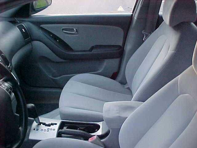 Used 2007 Hyundai Elantra GLS image 12
